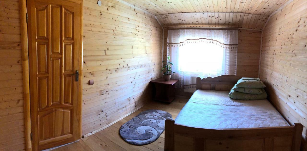 Sadyba Domashniy Zatyshok Pilipets Exterior foto