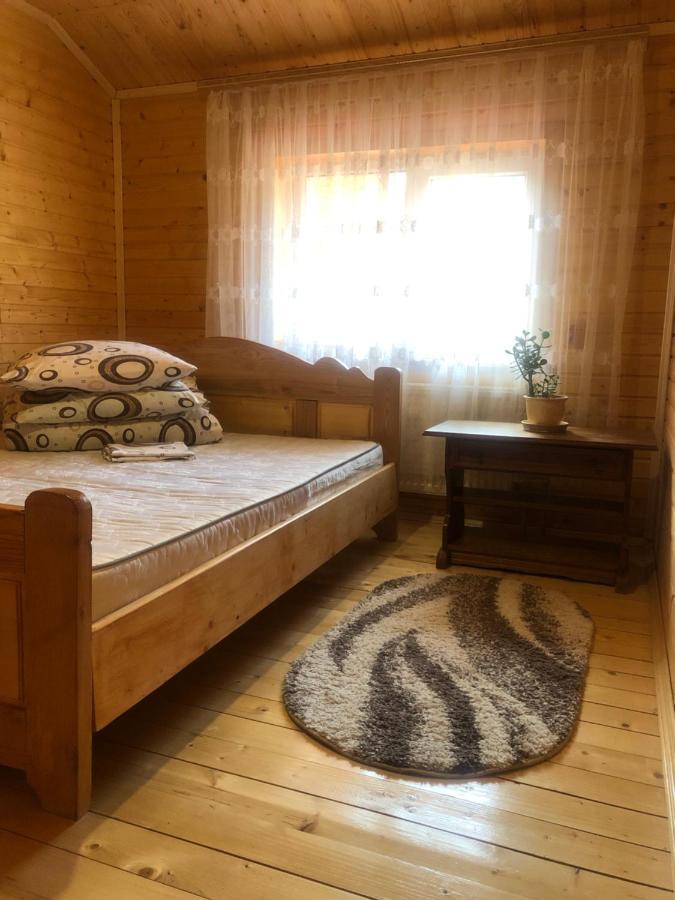 Sadyba Domashniy Zatyshok Pilipets Exterior foto